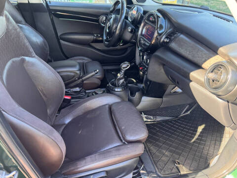 2015 MINI Hardtop 4 Door Cooper