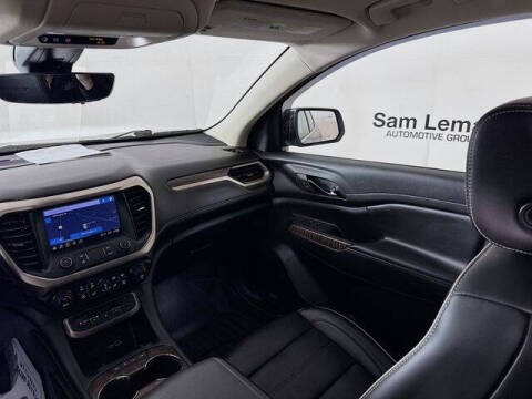 2022 GMC Acadia Denali