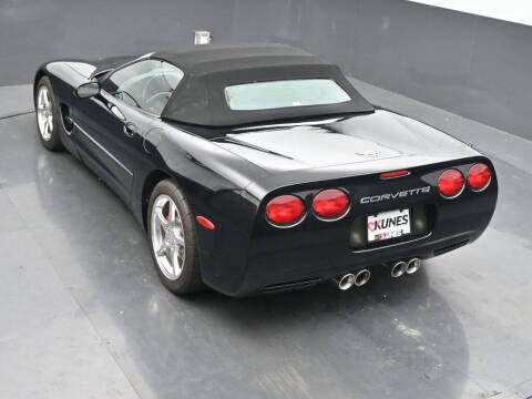 2003 Chevrolet Corvette