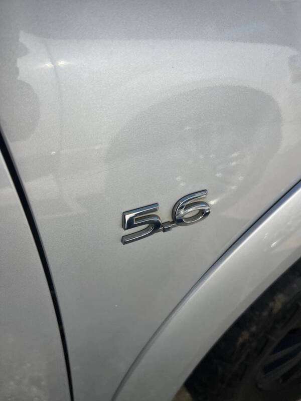 2017 Infiniti QX80 Signature Edition