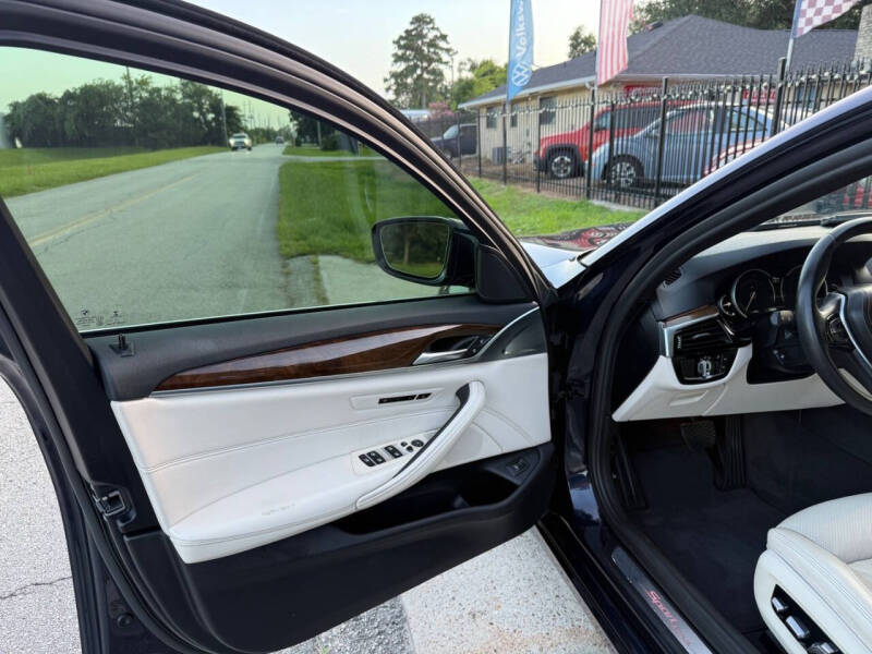 2019 BMW 5 Series 540i
