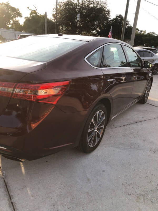 2017 Toyota Avalon XLE
