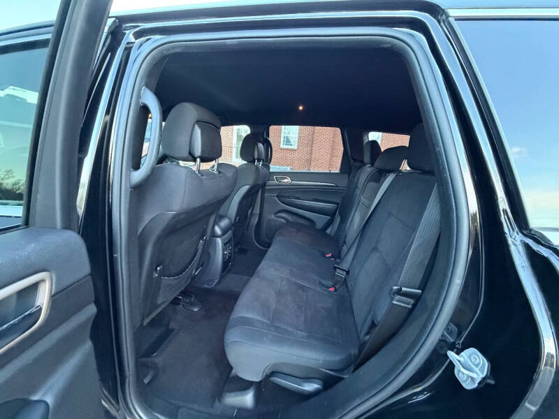 2017 Jeep Grand Cherokee Laredo