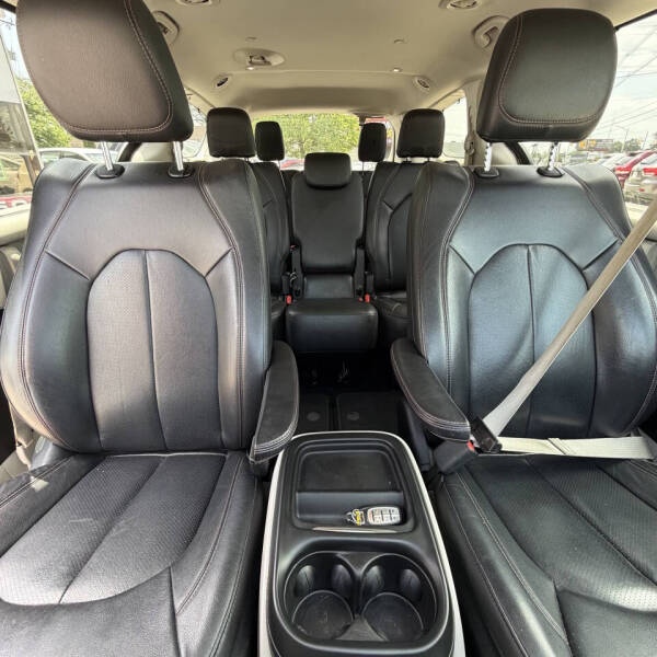 2018 Chrysler Pacifica Touring L