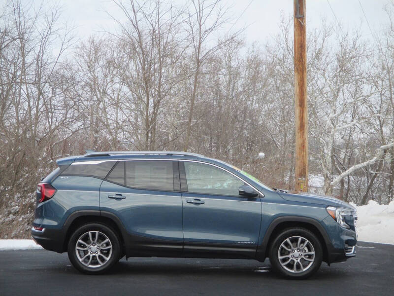 2024 GMC Terrain SLT