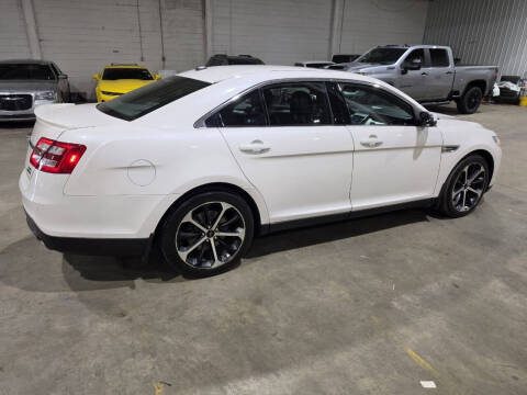 2016 Ford Taurus SEL