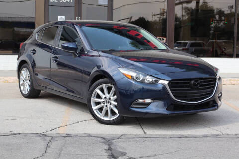 2017 Mazda MAZDA3 Touring