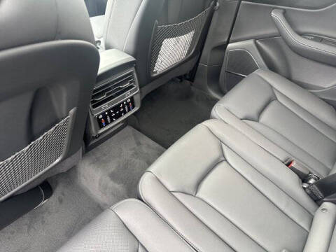 2025 Audi Q7 quattro Premium Plus 55 TFSI