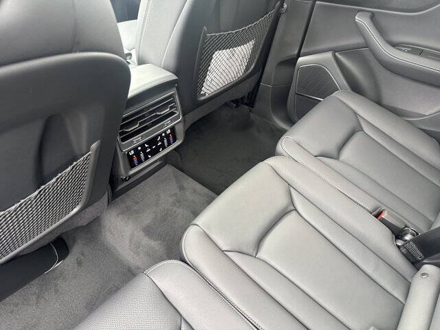 2025 Audi Q7 quattro Premium Plus 55 TFSI