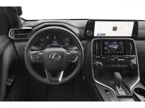 2026 Lexus LX 700h Overtrail