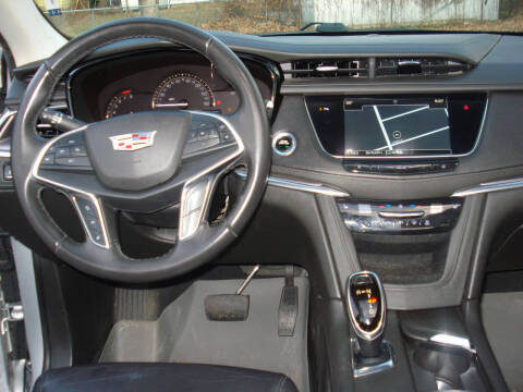 2018 Cadillac XT5 Luxury