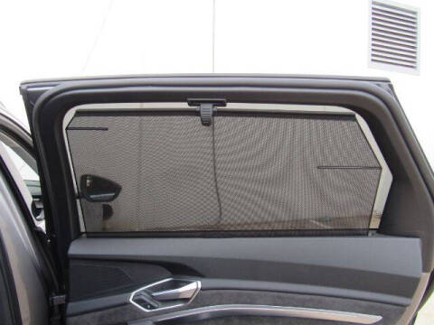 2019 Audi e-tron quattro Prestige