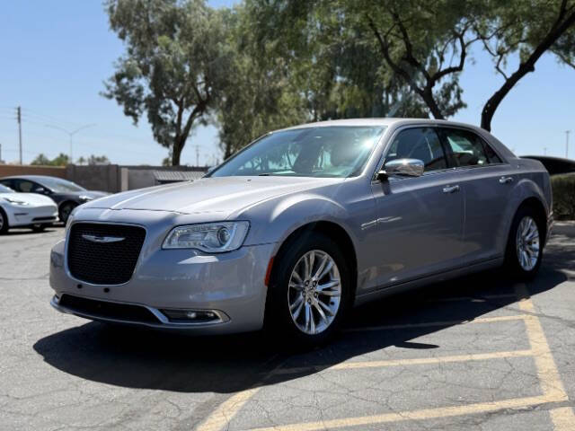 2016 Chrysler 300 C