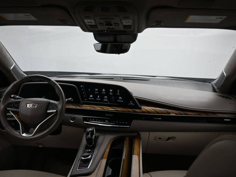 2023 Cadillac Escalade ESV Sport Platinum