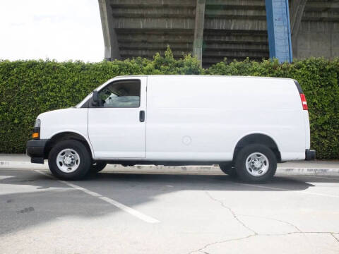 2021 Chevrolet Express 2500