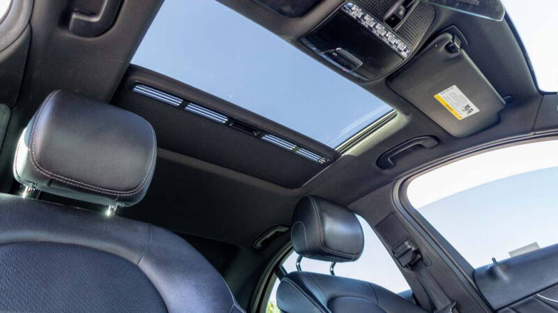 2021 Mercedes-Benz C-Class C 300