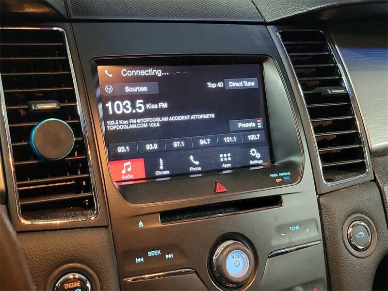 2016 Ford Taurus SEL