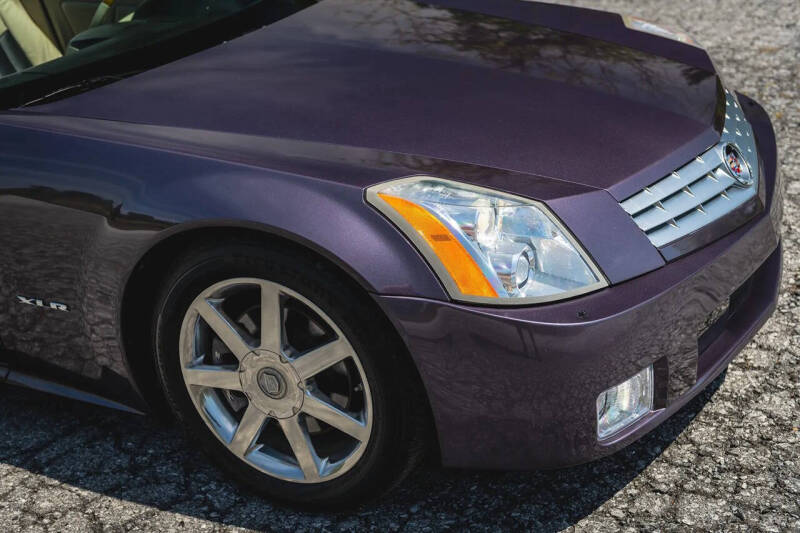 2004 Cadillac XLR