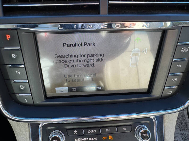 2017 Lincoln Continental Reserve