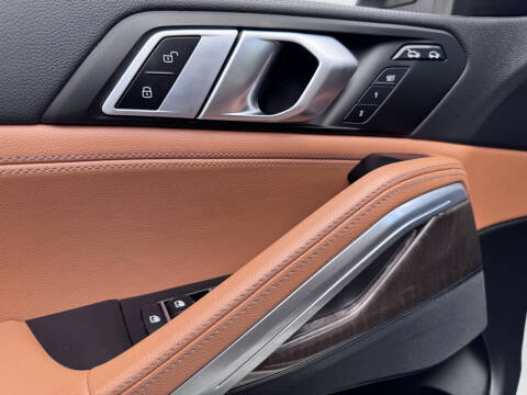 2022 BMW X6 xDrive40i