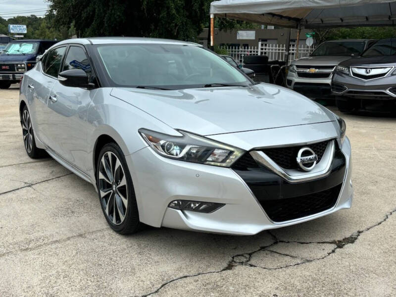 2017 Nissan Maxima SR photo 3