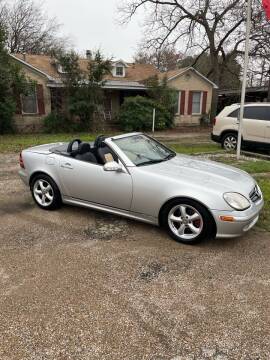 2004 Mercedes-Benz SLK for sale at Holders Auto Sales in Waco TX