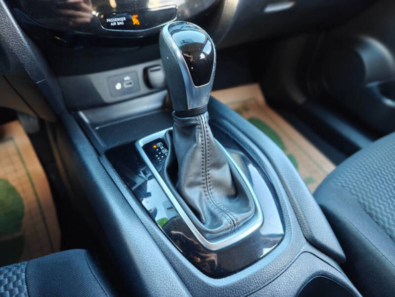 2019 Nissan Rogue Sport S