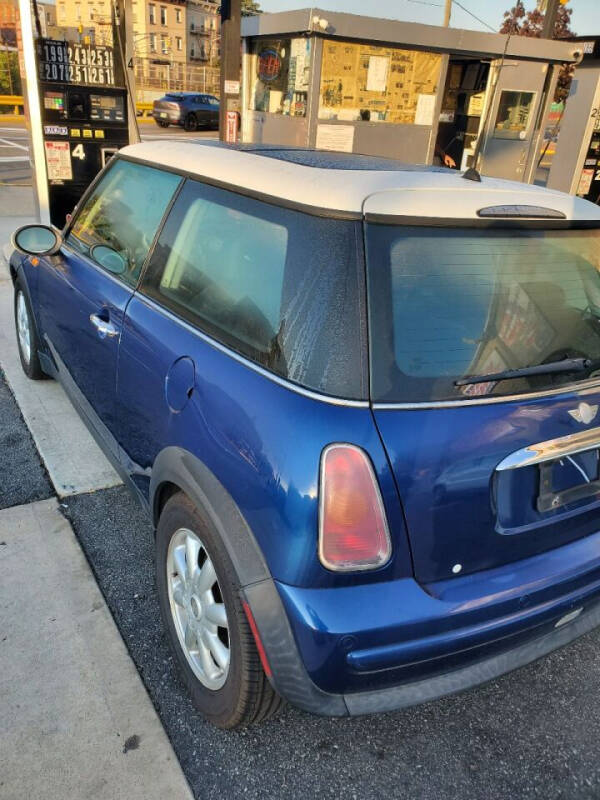 2004 MINI Cooper