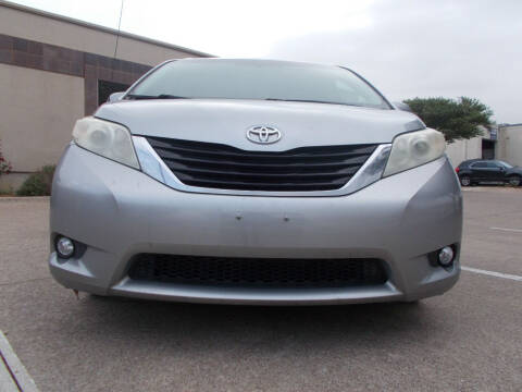 2012 Toyota Sienna for sale at ACH AutoHaus in Dallas TX