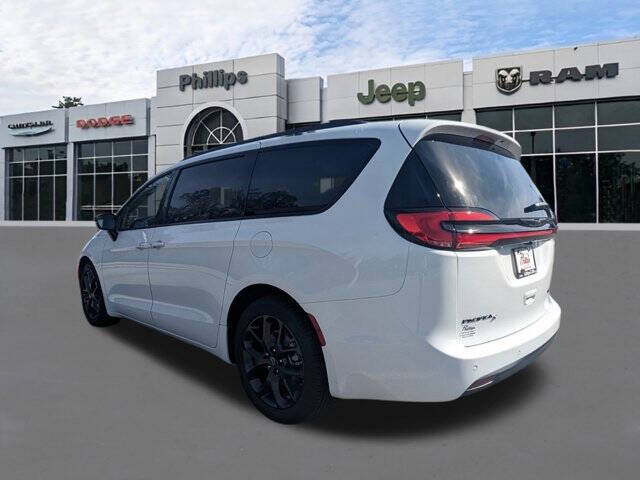 2026 Chrysler Pacifica Limited