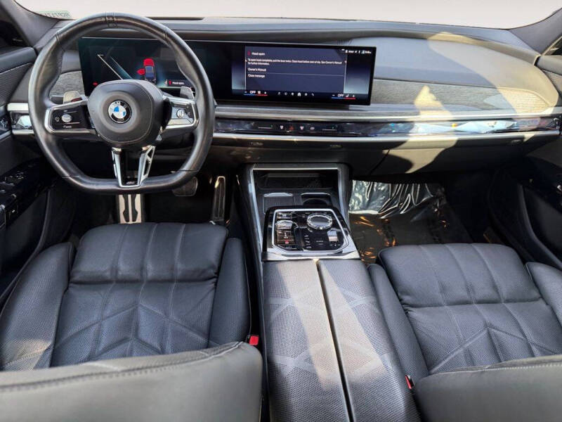2024 BMW 7 Series 740i