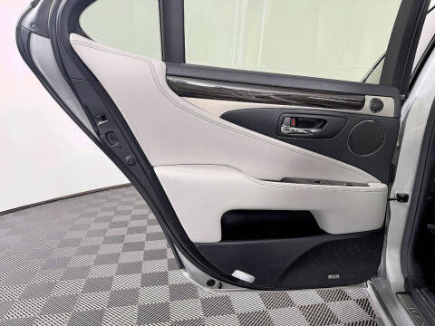 2014 Lexus LS 460