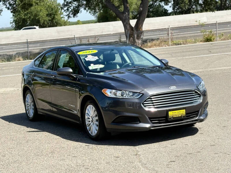 2016 Ford Fusion Hybrid S