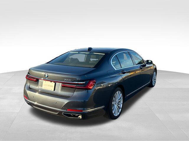 2020 BMW 7 Series 740i