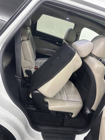 2020 Kia Sorento EX V6