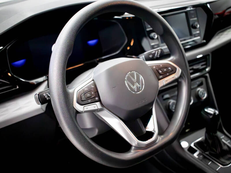 2022 Volkswagen Taos S photo 19