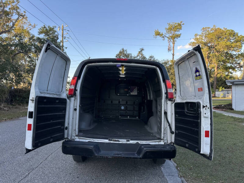 2017 Chevrolet Express 2500