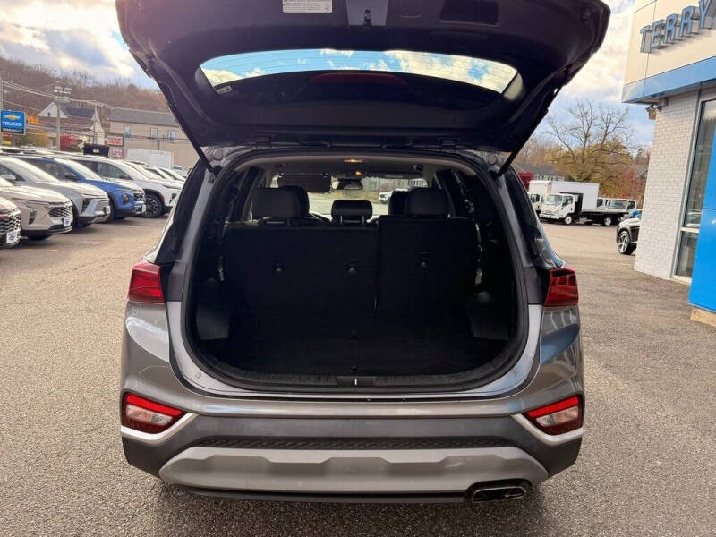 2019 Hyundai Santa Fe SE 2.4L