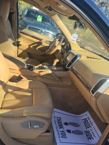 2011 Porsche Cayenne S