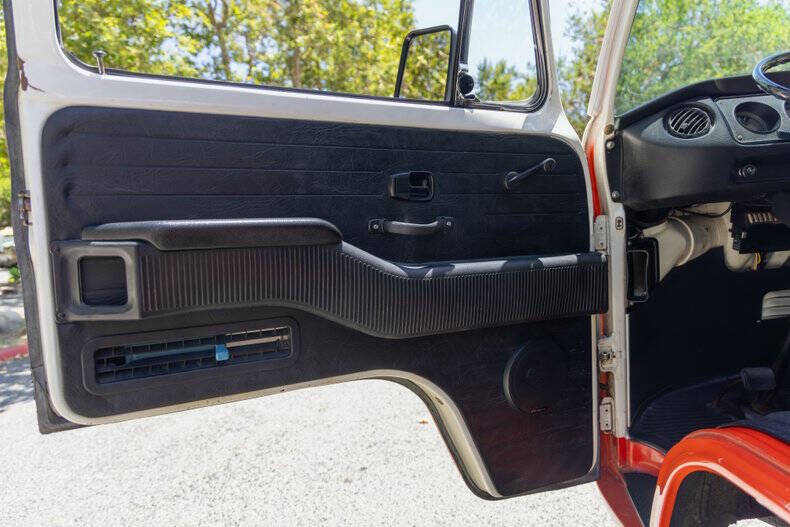 1975 Volkswagen Type 2