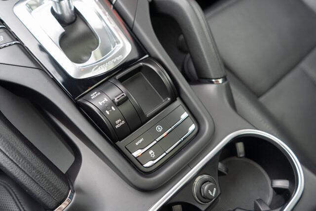 2018 Porsche Cayenne 23