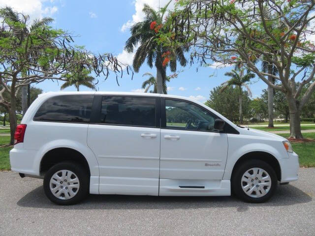2014 Dodge Grand Caravan SE