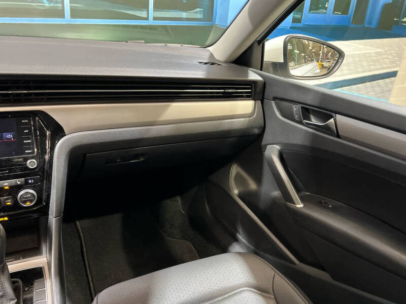 2022 Volkswagen Passat SE