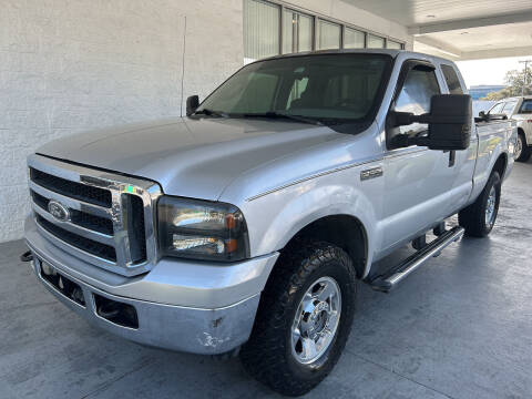 2006 Ford F-250 Super Duty for sale at Powerhouse Automotive in Tampa FL