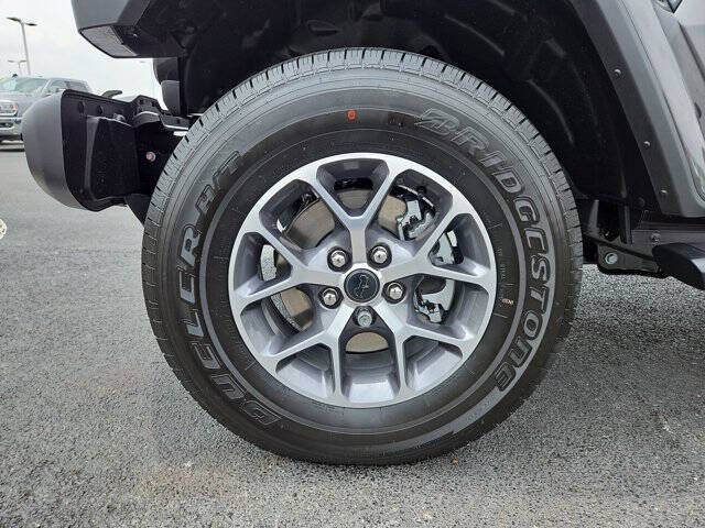 2025 Jeep Gladiator Sport S