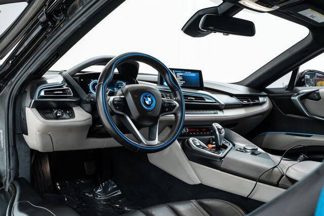 2014 BMW i8
