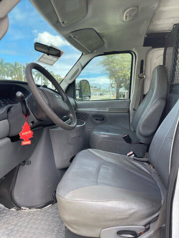 2008 Ford E-Series E-250