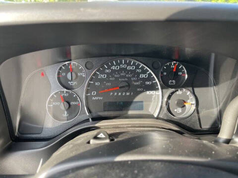 2025 Chevrolet Express 2500