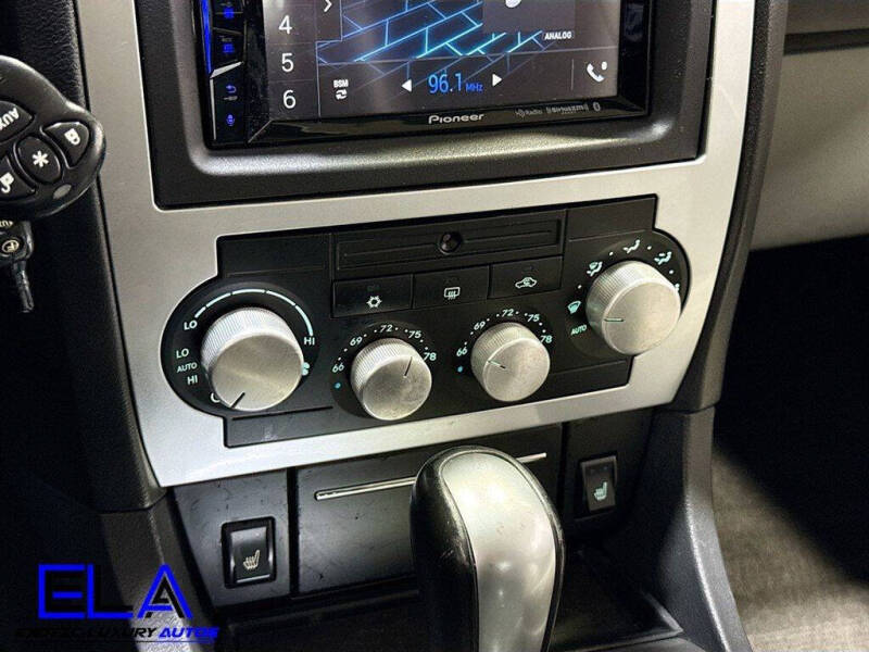 2006 Dodge Charger SRT-8