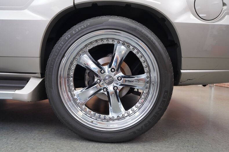 2002 Cadillac Escalade